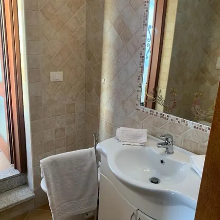 Bella Vista Su Tavolara * פורטו סן פאולו