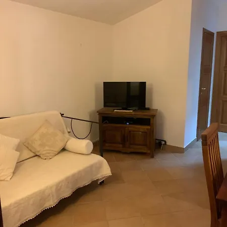 Bella Vista Su Tavolara 아파트