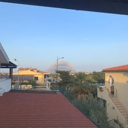 Bella Vista Su Tavolara